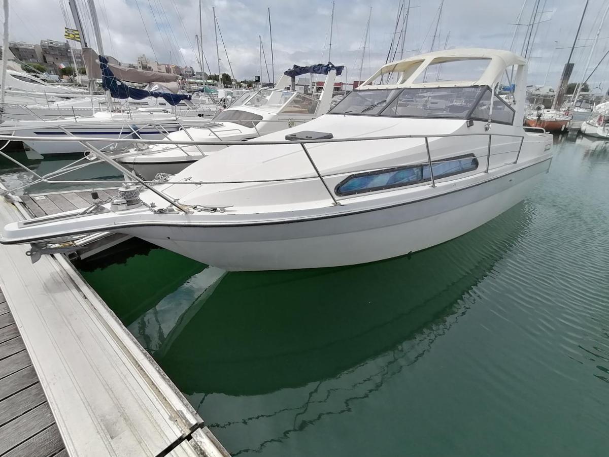 Sejour Insolite Sur Un Yacht. Bateau Hotel A Quai. La Rochelle  Exteriör bild